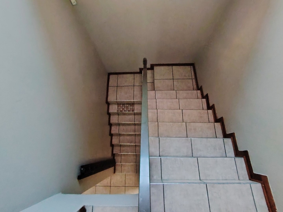 3 Bedroom Property for Sale in Langenhovenpark Free State